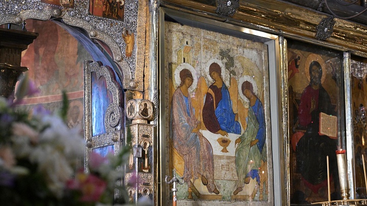 В Троице-Сергиевой лавре рассказали, что сделать в день принесения "Троицы"
