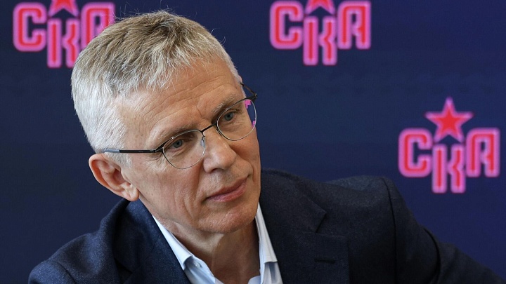 Тренер СКА Ларионов пропустит матч КХЛ против "Шанхайских драконов"