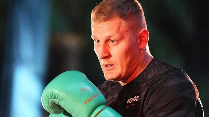 Павлович проведет бой против Тейшейры на турнире UFC в Макао