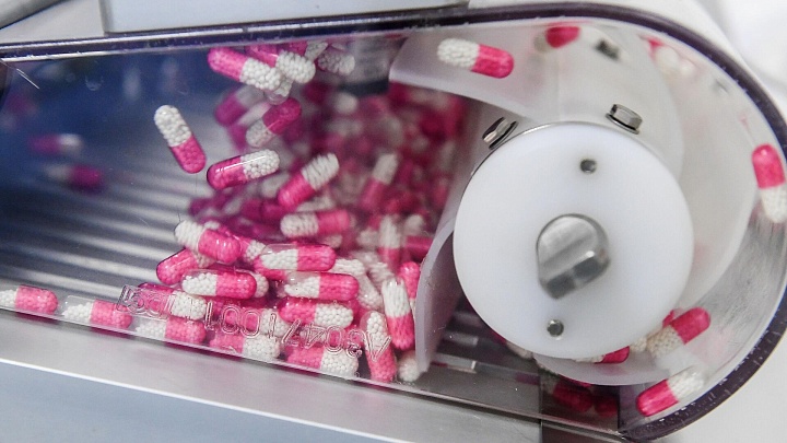 Алиханов назвал пять главных импортеров российской фармпродукции